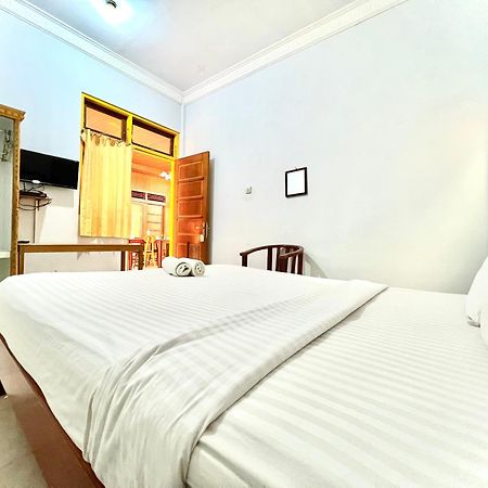 OYO 2052 Mutiara Residence Padang (Sumatra) Exterior foto