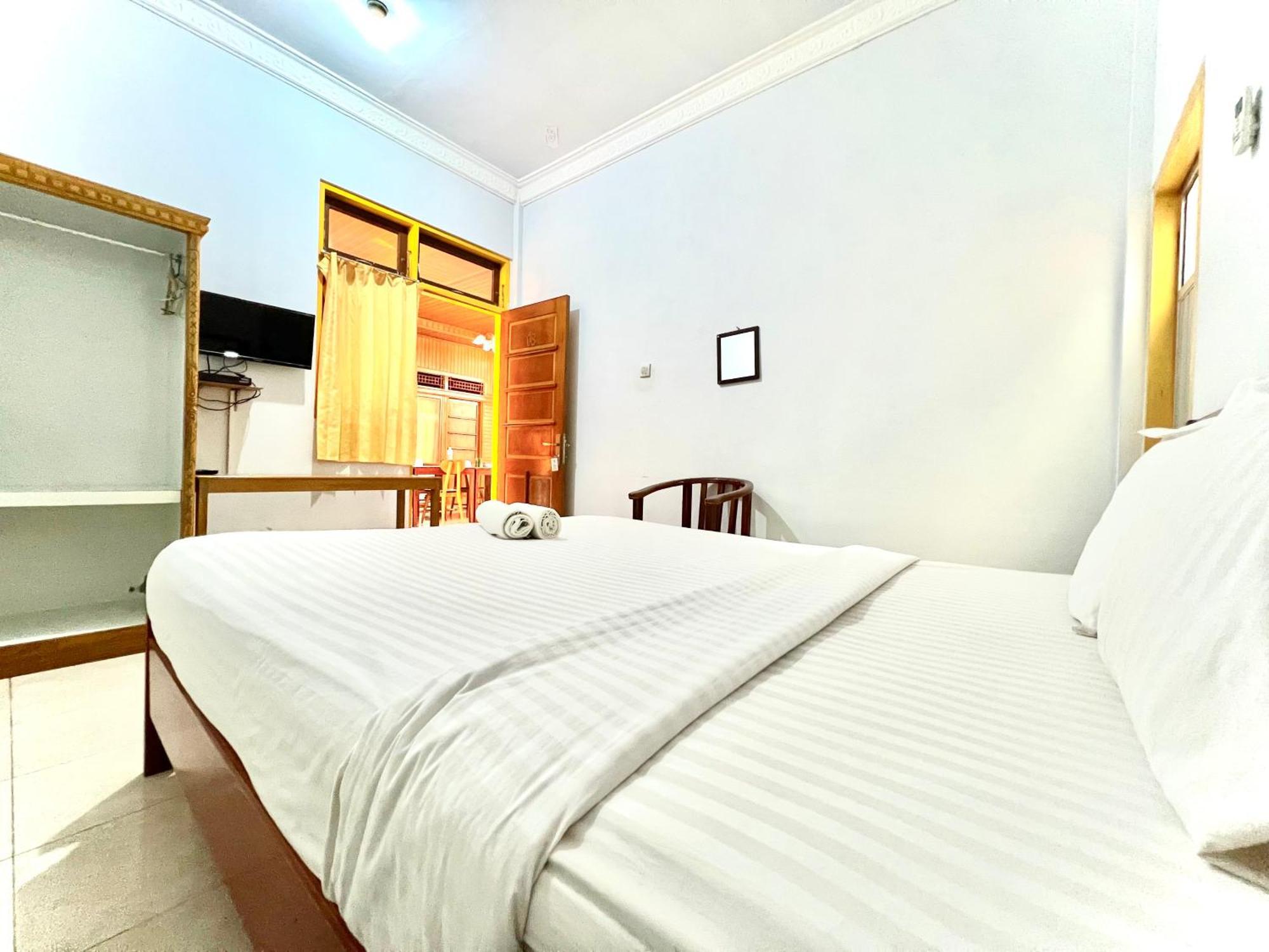 OYO 2052 Mutiara Residence Padang (Sumatra) Exterior foto